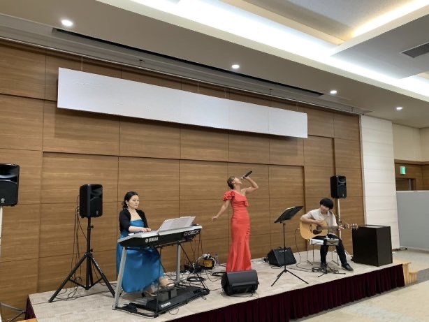 ロータリークラブ懇親会にて演奏|おとむすびは愛知県・安城・西尾・刈谷・碧南・知立の演奏サービス（音楽演奏・音楽教室・音楽レッスン・文化体験事業）を提供しています