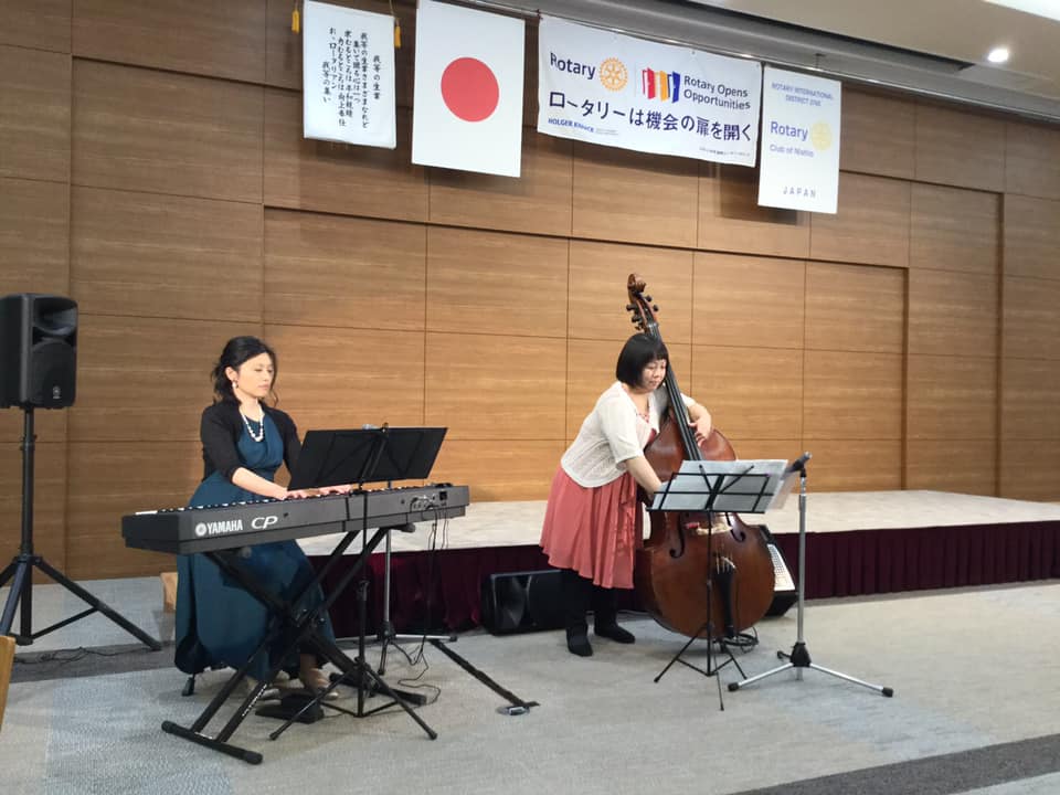 ロータリークラブ例会にてデュオ演奏|おとむすびは愛知県・安城・西尾・刈谷・碧南・知立の演奏サービス（音楽演奏・音楽教室・音楽レッスン・文化体験事業）を提供しています