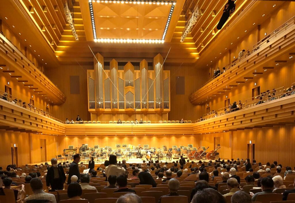 東京フィルハーモニー交響楽団演奏会へ|おとむすびは愛知県・安城・西尾・刈谷・碧南・知立の演奏サービス（音楽演奏・音楽教室・音楽レッスン・文化体験事業）を提供しています