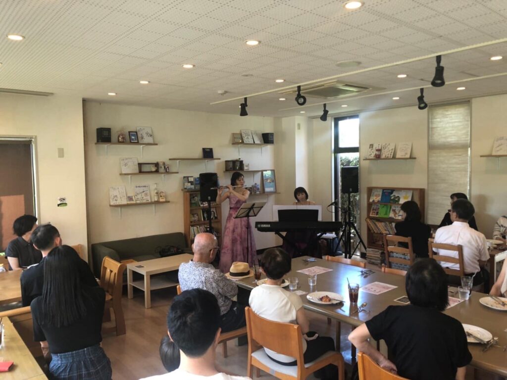 いろのわミュージックカフェVol.2|おとむすびは愛知県・安城・西尾・刈谷・碧南・知立の演奏サービス（音楽演奏・音楽教室・音楽レッスン・文化体験事業）を提供しています