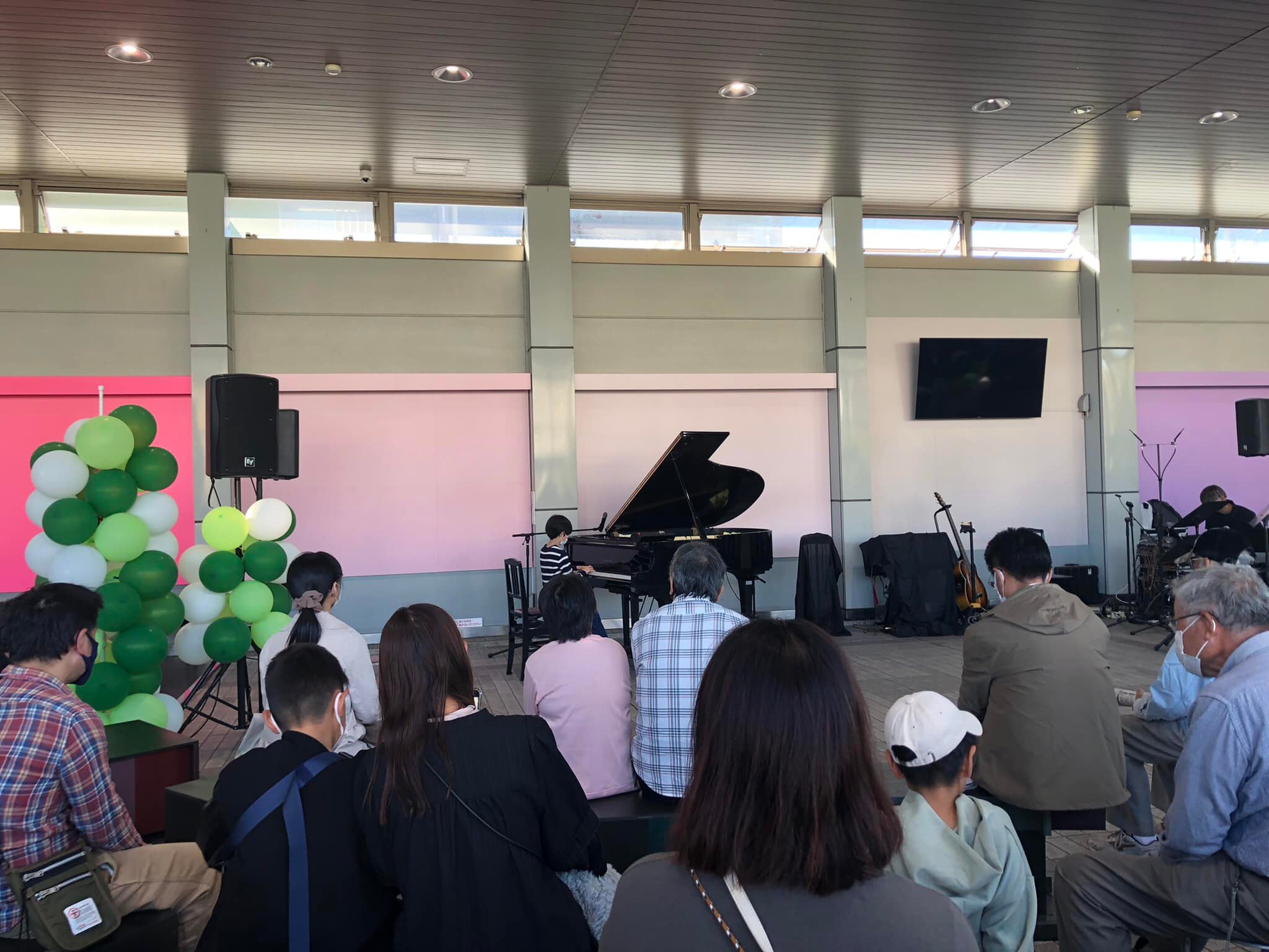 にしお音楽祭2023 おと・いろ・てしごと「駅前ふらっとコンサート」|おとむすびは愛知県・安城・西尾・刈谷・碧南・知立の演奏サービス（音楽演奏・音楽教室・音楽レッスン・文化体験事業）を提供しています