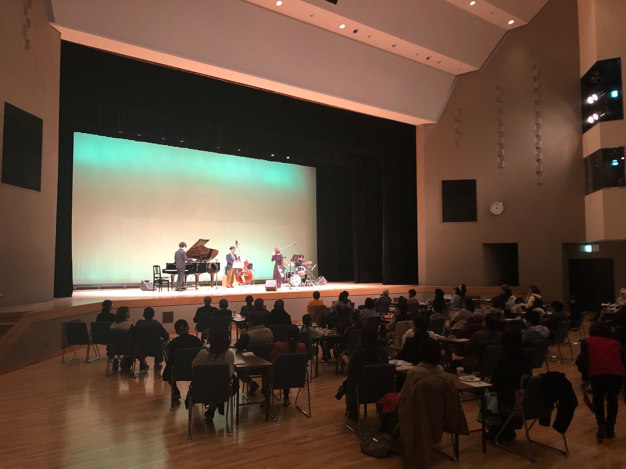 おとむすびは愛知県・安城・西尾・刈谷・碧南・知立の演奏サービス(音楽演奏・音楽教室・音楽レッスン・文化体験事業)を提供しています