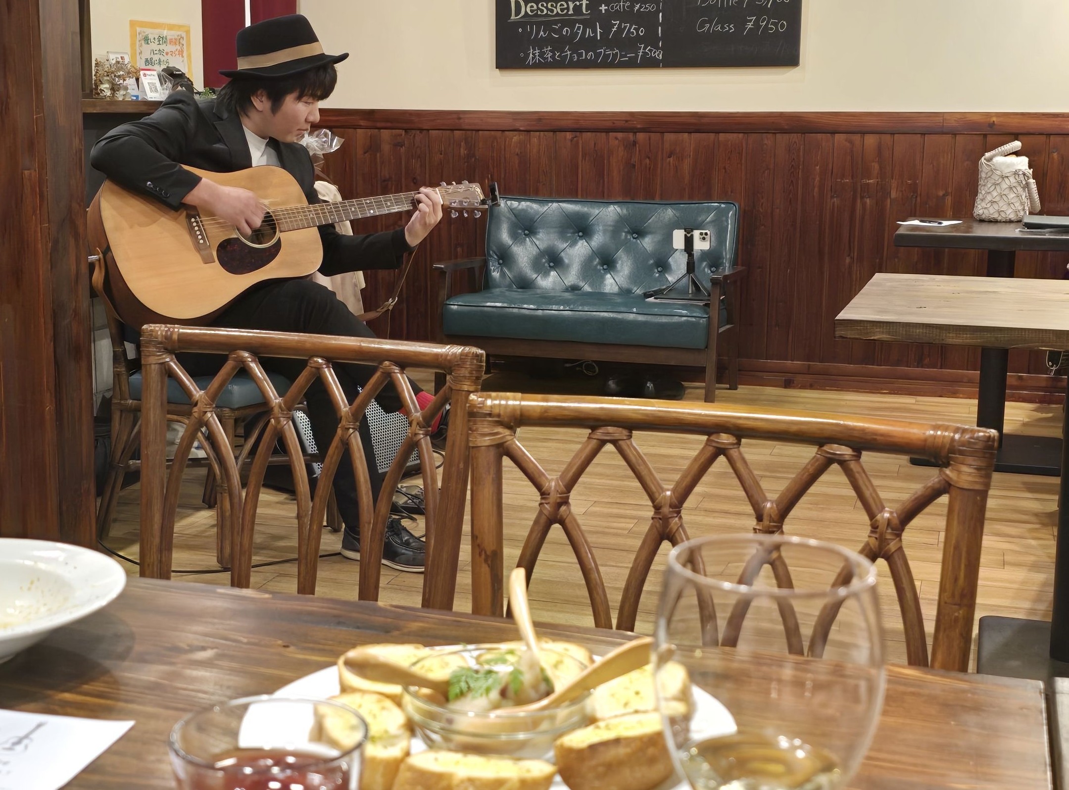 おとむすびは愛知県・安城・西尾・刈谷・碧南・知立の演奏サービス（音楽演奏・音楽教室・音楽レッスン・文化体験事業）を提供しています