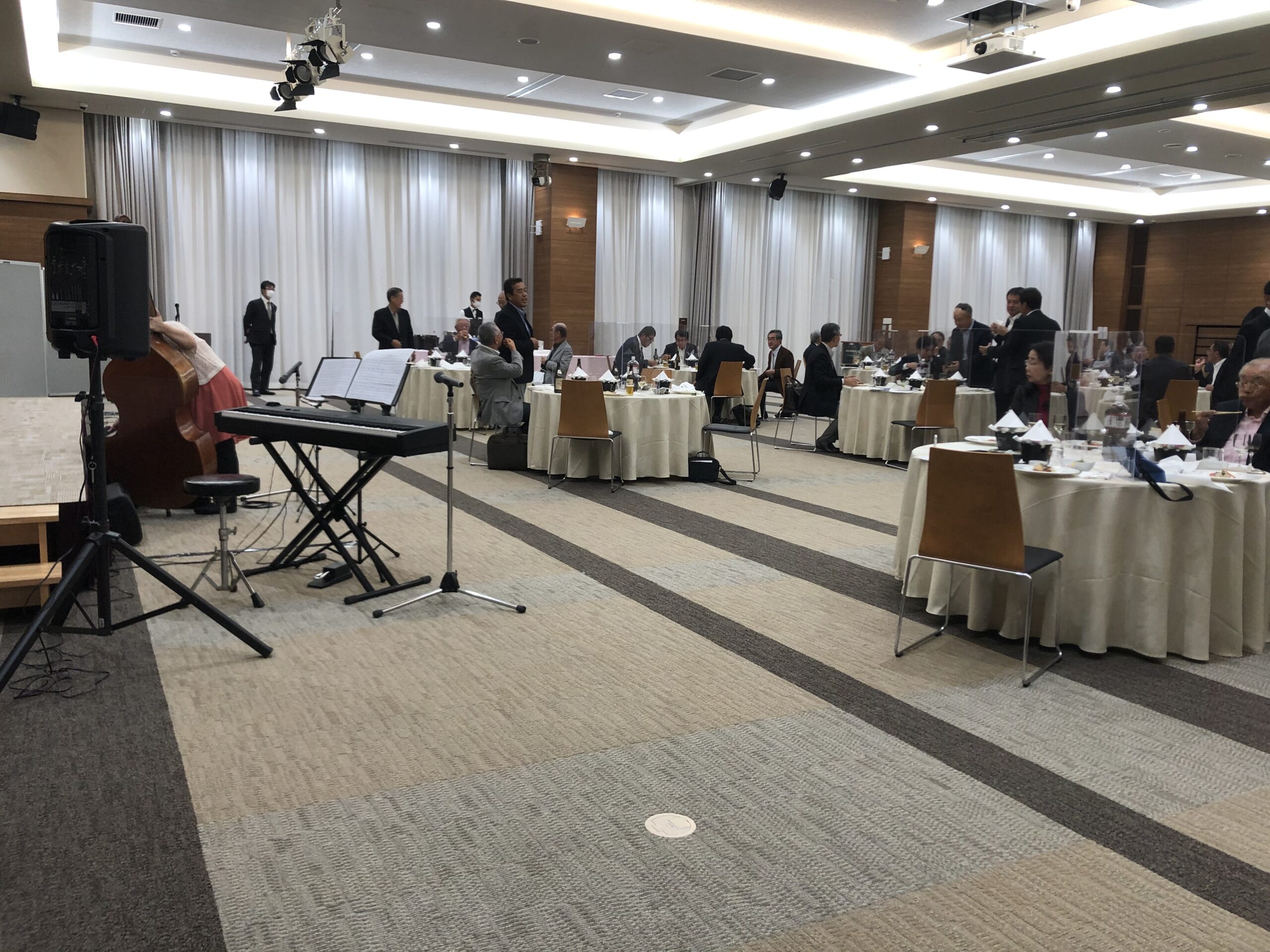 おとむすびは愛知県・安城・西尾・刈谷・碧南・知立の演奏サービス（音楽演奏・音楽教室・音楽レッスン・文化体験事業）を提供しています