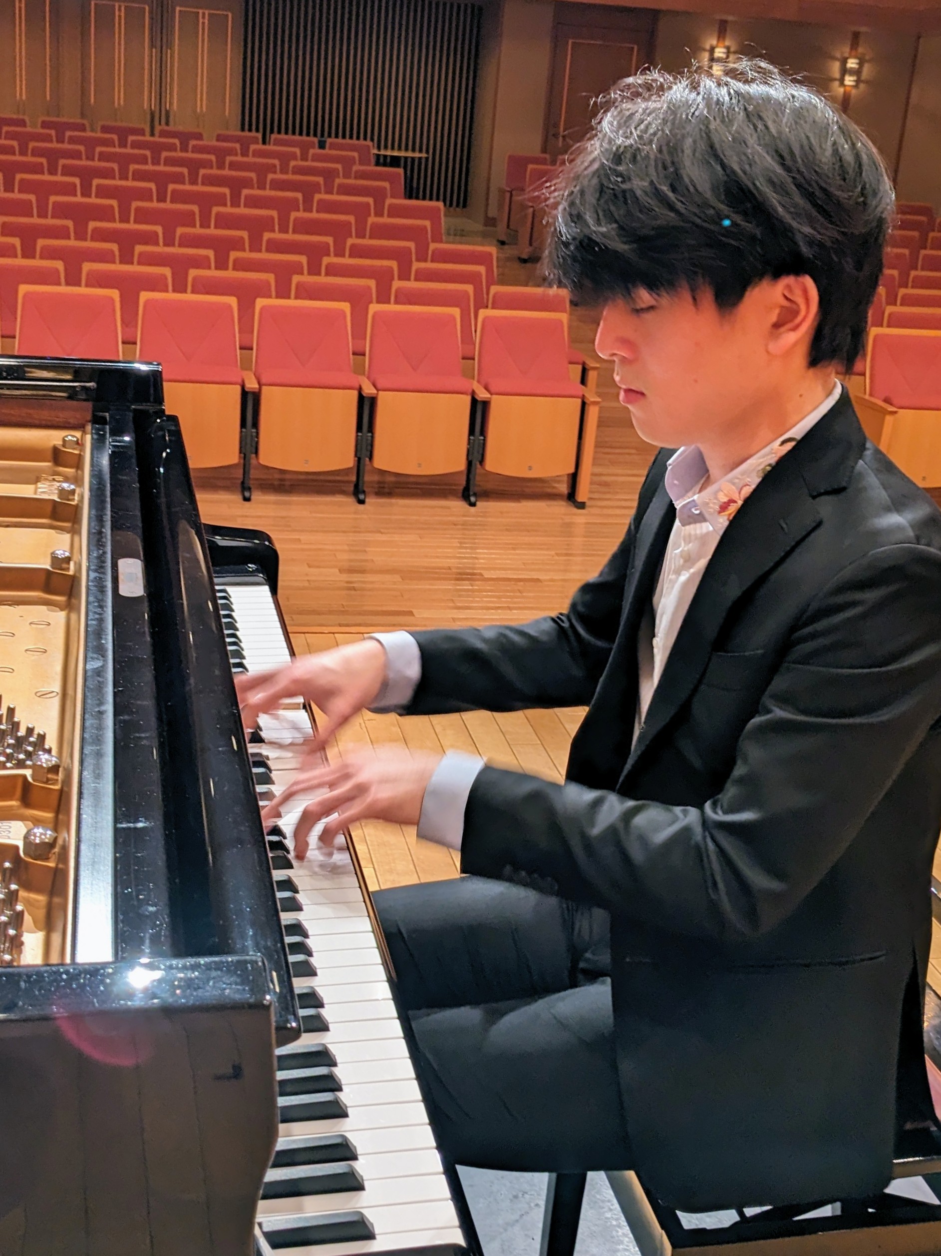 おとむすびは愛知県・安城・西尾・刈谷・碧南・知立の演奏サービス（音楽演奏・音楽教室・音楽レッスン・文化体験事業）を提供しています